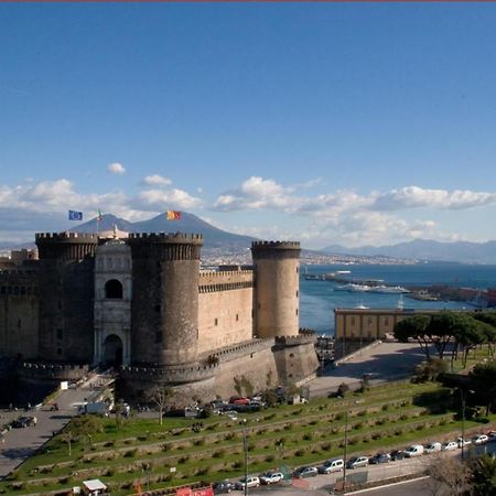 Residence Gli Angioini Srl Νάπολη Εξωτερικό φωτογραφία